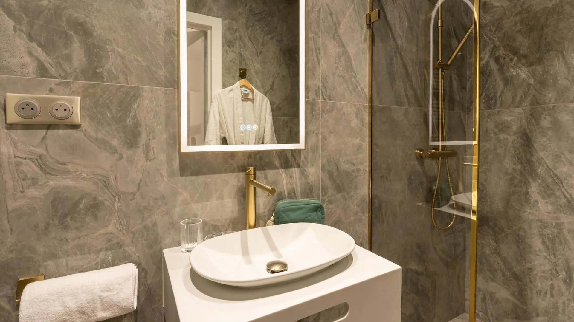 Romantic Getaway - Le Marais - With Ac Apartment *